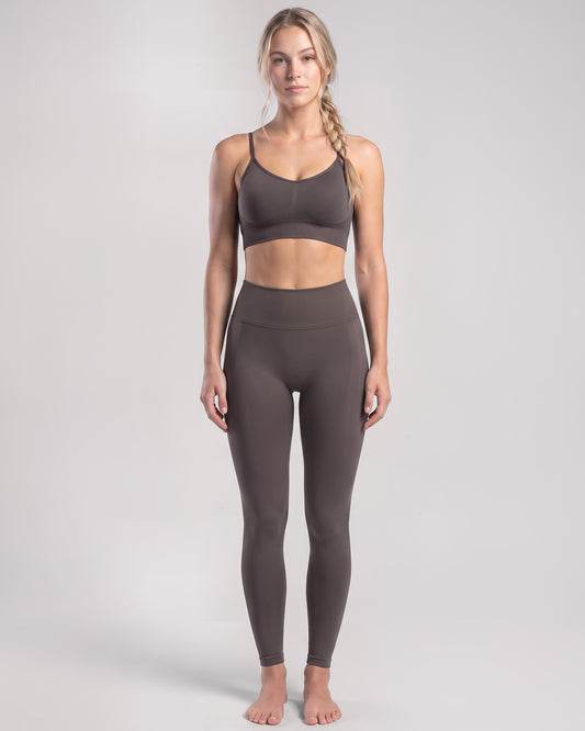 Set Leggings Essential Contour + Brassiere Power Core (Marrone)