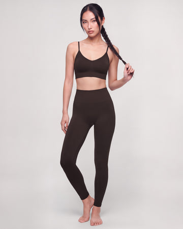 Dynamic Sculpt Leggings + Power Core Bra Set (Dark Coffee)